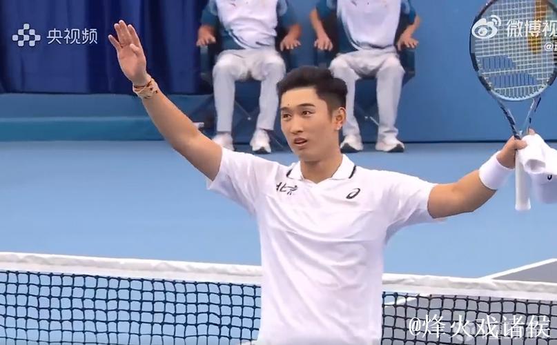 全运会:商竣程2-1击败布云朝克特 挺进男单四强 全运会:商竣程2-1击败布云朝克特 挺进男单四强